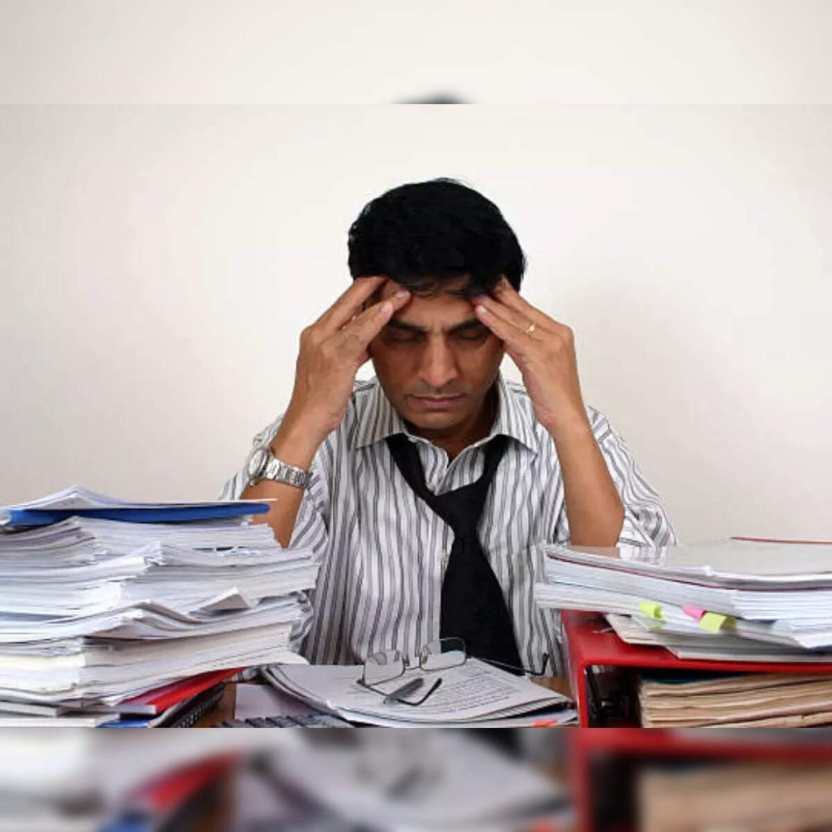 Man consumes herbal pain treatment, almost perishes, spends months hospitalized