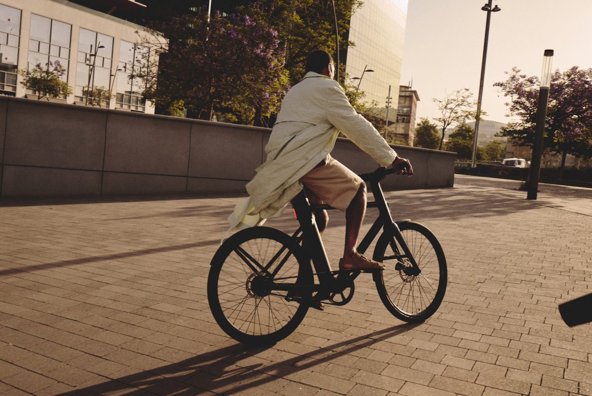 Cowboy mounts up with a different owner