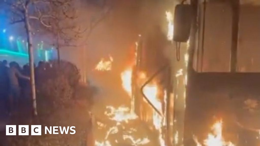 Iran demonstrators resist suppression as footage reveals fierce confrontations