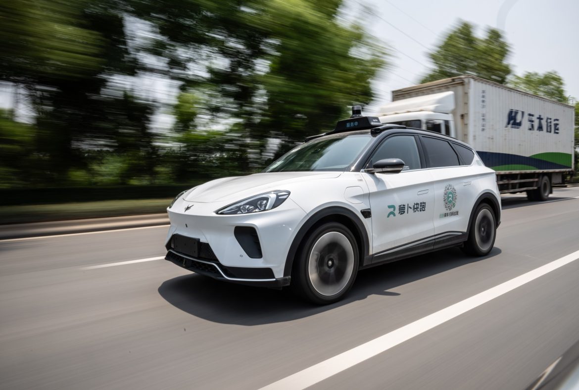 China halts issuance of new robotaxi permits following Baidu turmoil