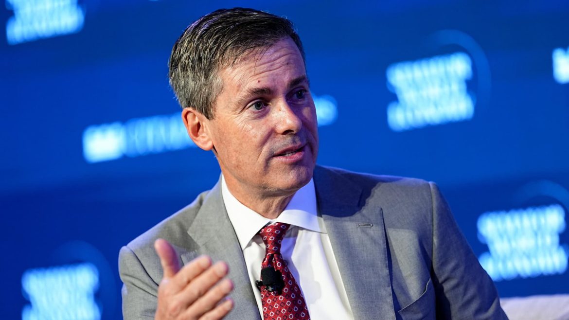 Eli Lilly surpasses quarterly projections, raises forecast as Zepbound and Mounjaro sales soar