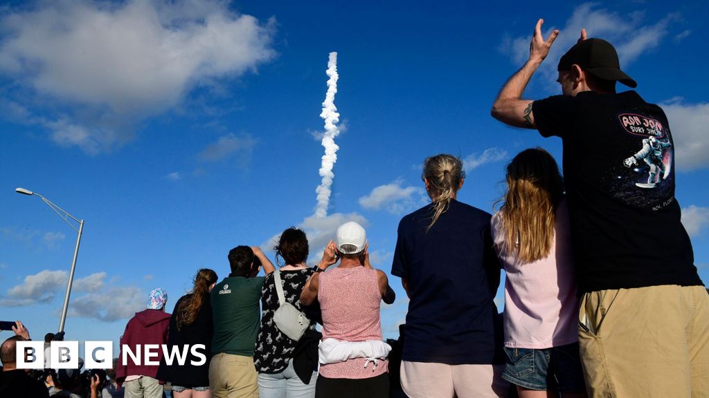 Observe the instant Artemis II launches into space