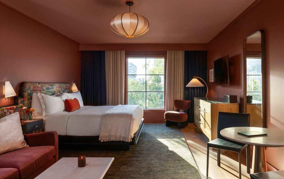 Where to Stay in Houston If You Like to Eat