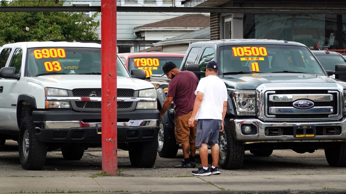 Why one of the nation's largest auto lenders isn't worried about high vehicle prices or 'forever loans'