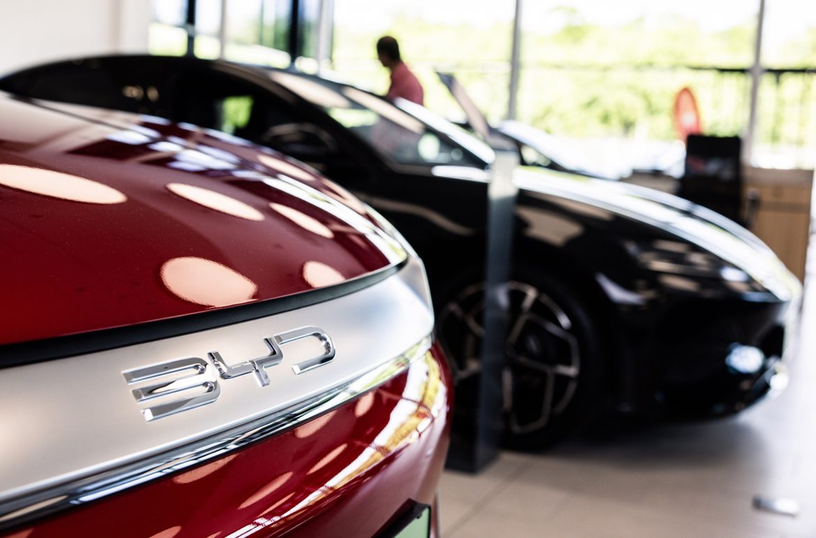 BYD to install thousands of 5-minute EV chargers across Europe