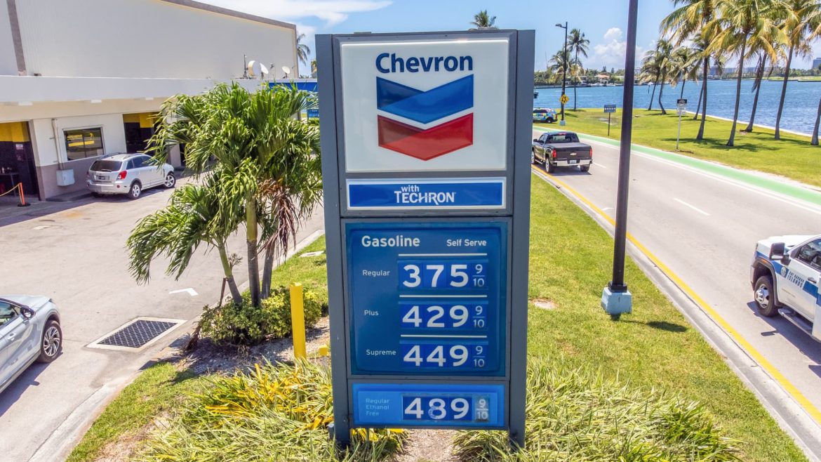Chevron says no quick fix for gas prices as Trump takes on Big Oil: âItâs going to take timeâ
