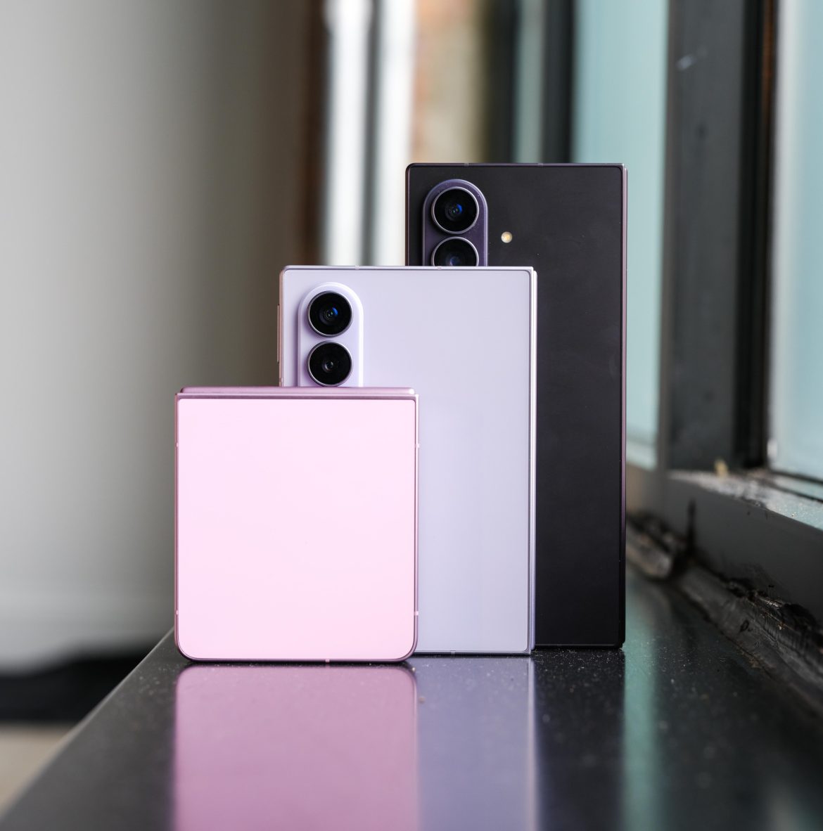 Foldables are sort of boring now â and thatâs great news for Apple